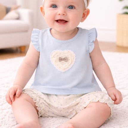Baby Girl Flutter Sleeve Heart Patch Light Blue T-Shirt & Floral Bloomer 2-Piece Summer Set