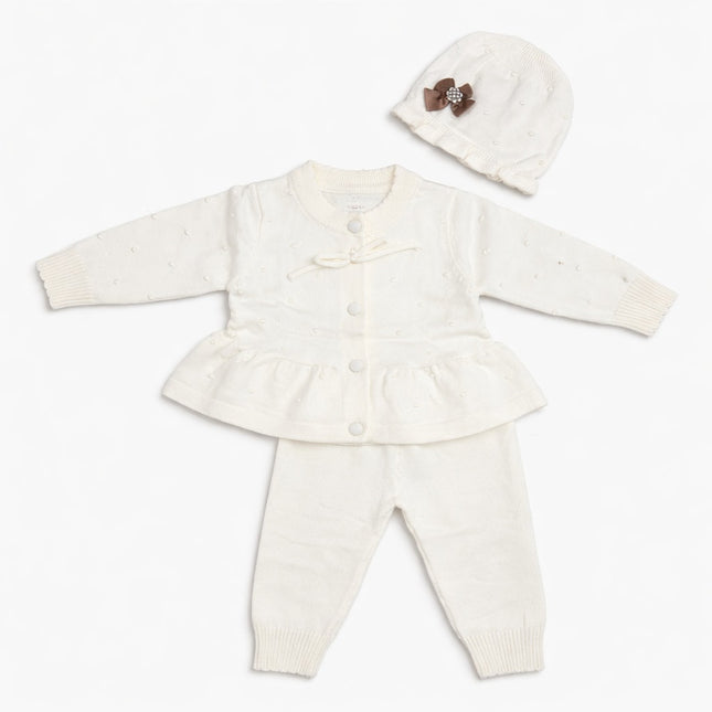 Elegant Knit Baby Outfit Set with Hat for 0–9 Months – Ivory White Three-Piece Set