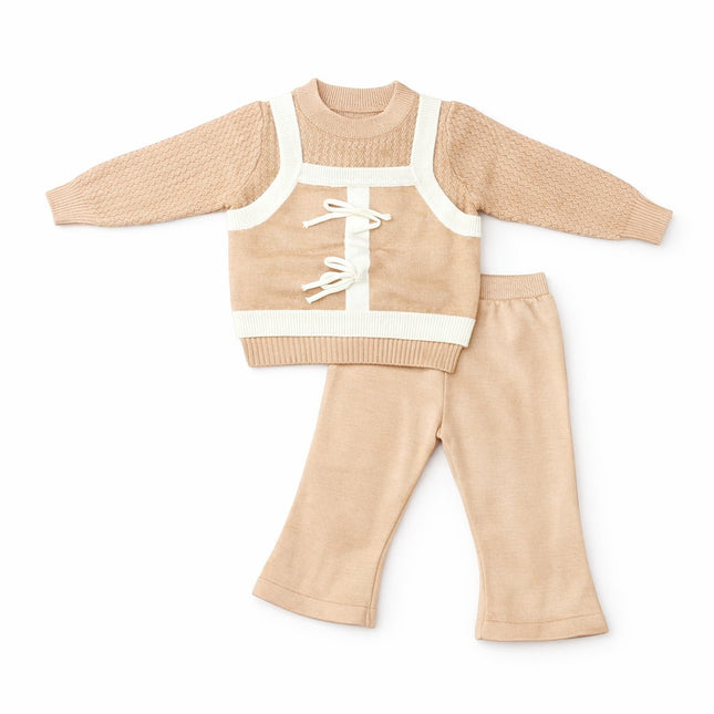 Modern Knit Baby Outfit Set for 0–9 Months – Beige & Cream Two-Piece Sweater Set